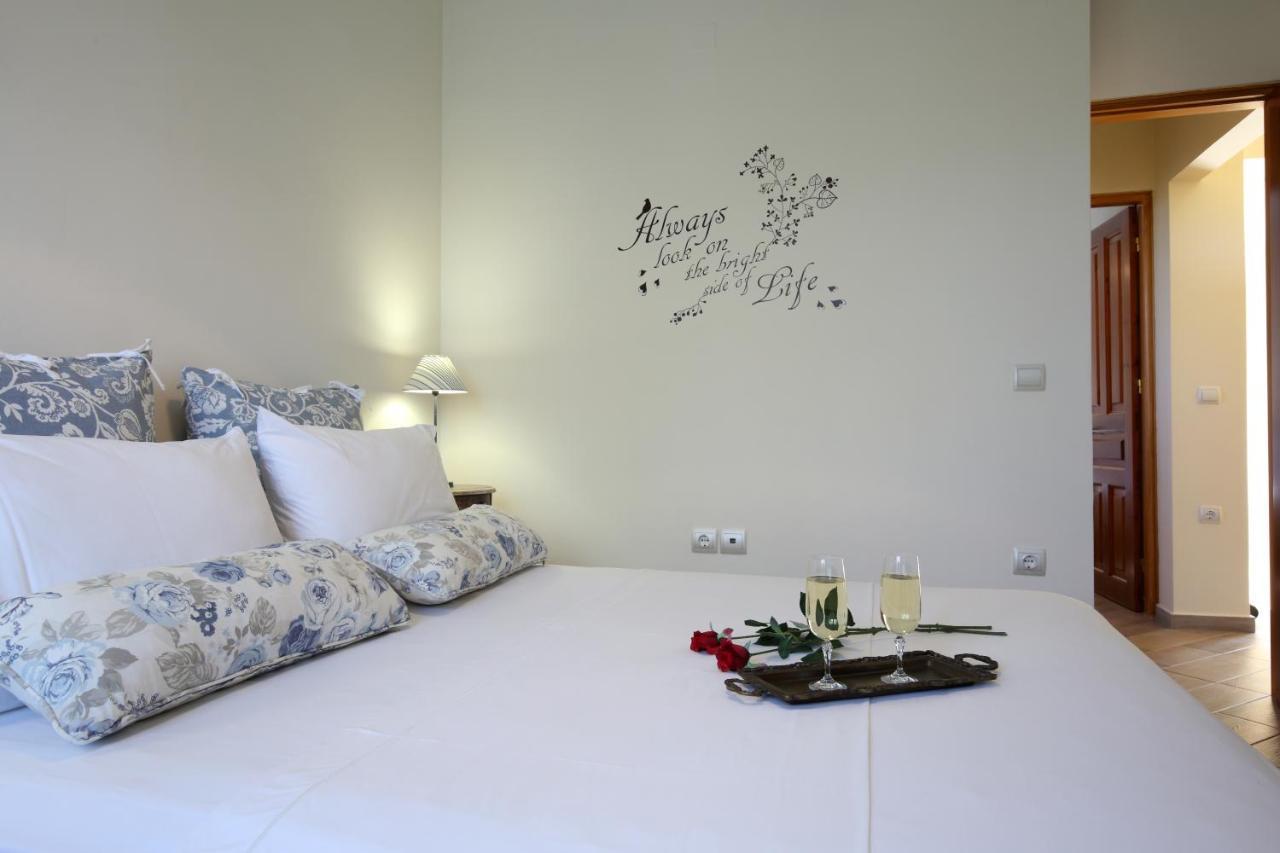 Alea Resort Villas Apolpaina ภายนอก รูปภาพ